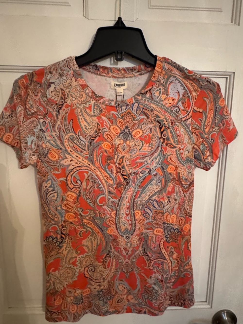 L'AGENCE Ressi S/S Crew TR Paisley Orange with baby blue   Short Sleeve Tee